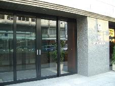 �O�����E�A���x�[�����_�E�֓�